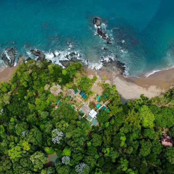 Corcovado Adventures, hotel v destinaci Drake