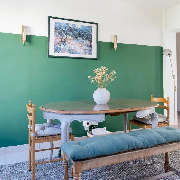 Appartement spacieux 1 chambre parking gratuit, hotell i Valence