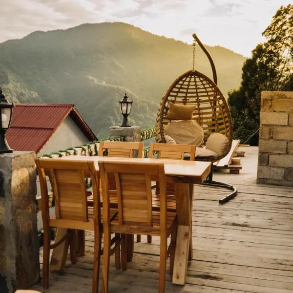 Orca Bungalows, hotel Ardeşenben