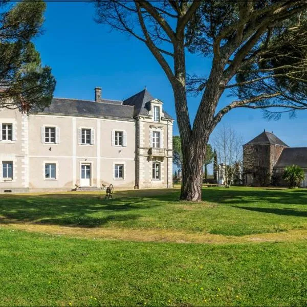 Vignoble Château Piéguë - winery, hotel in Rochefort-sur-Loire
