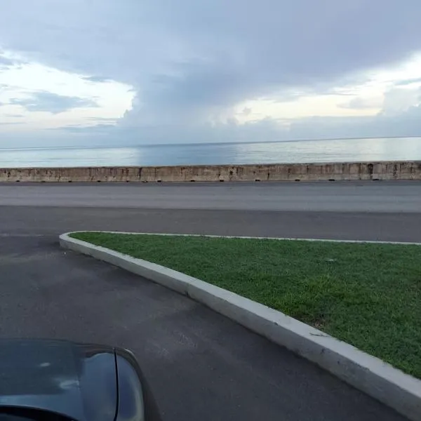 Cozy Ocean Home Jamaica, hotel en Lucea