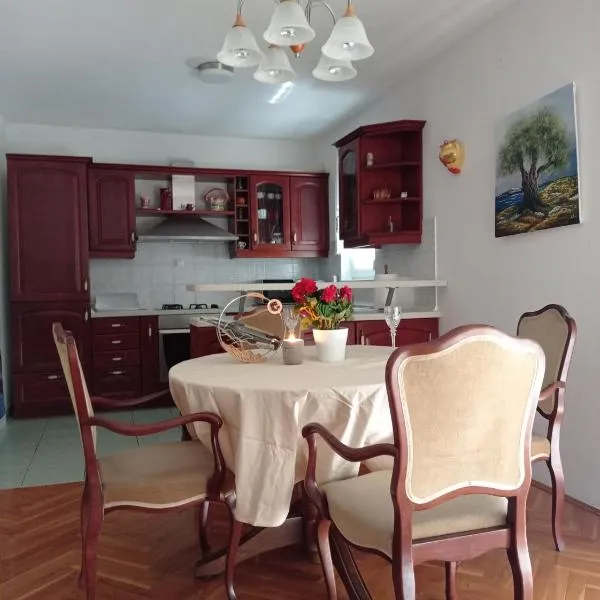 Apartman 4 - private parking and sea view, hotel v destinaci Rijeka