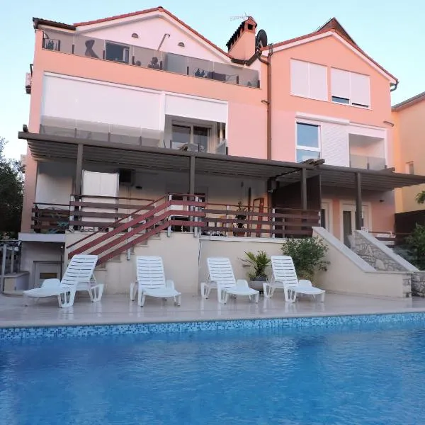 Berat Apartment, hotel v destinácii Vodnjan