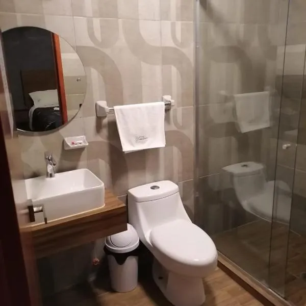 Hotel Santino, hotel a Toluca