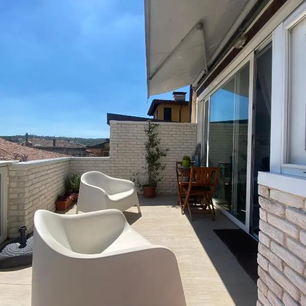 La casa di Angelina, hotel v destinaci Salò