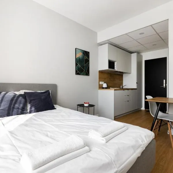 Bright Work&Study Studio with Rest Area, hotel v Tallinnu