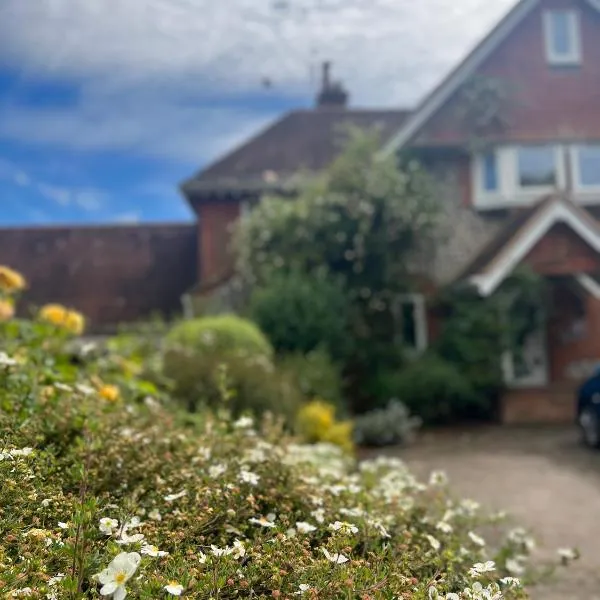 Stonehenge Hostel, hotel in Amesbury