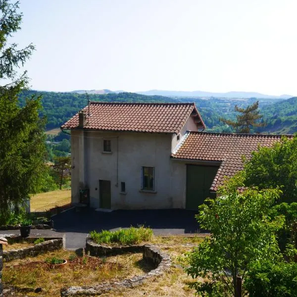 CHEZ GRAND MAMIE, hotel v mestu Polignac