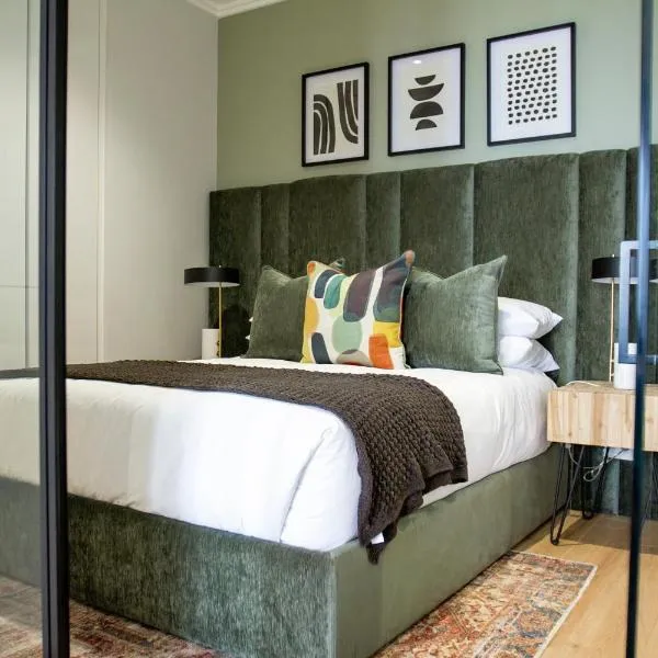 Executive Apartment at Ellipse Waterfall, hotel v destinaci Midrand