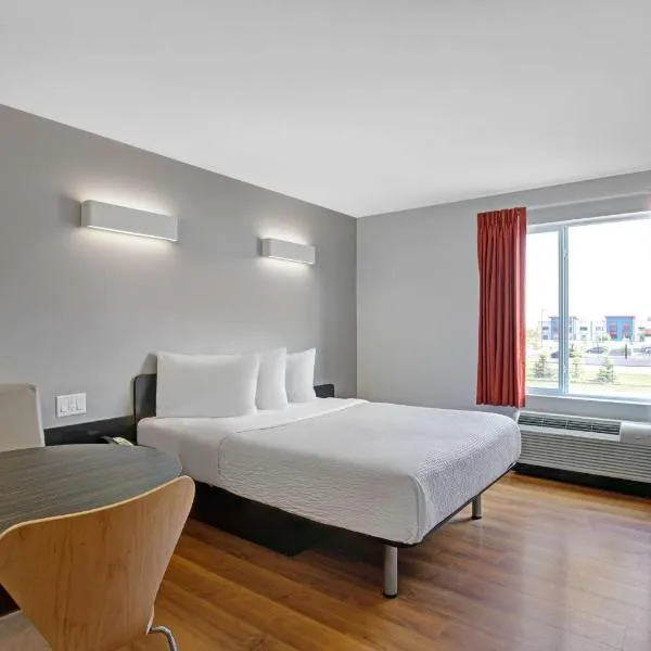 Motel 6 Airdrie, hotel in Airdrie