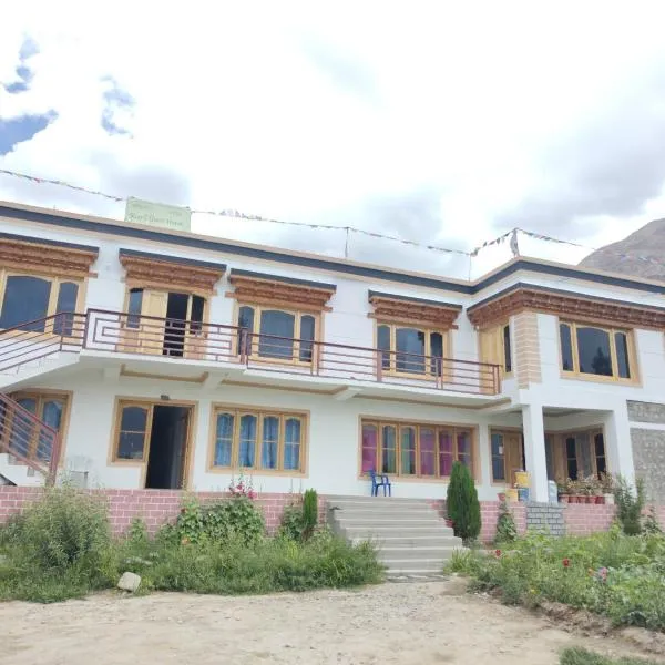 Skayil House, hotel u gradu Nubra