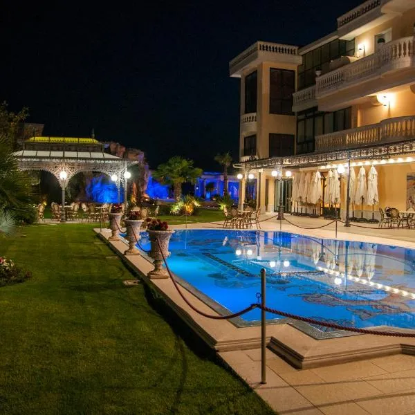 Kristall e Giardini dell'Eden, hotel Ariano Irpinóban