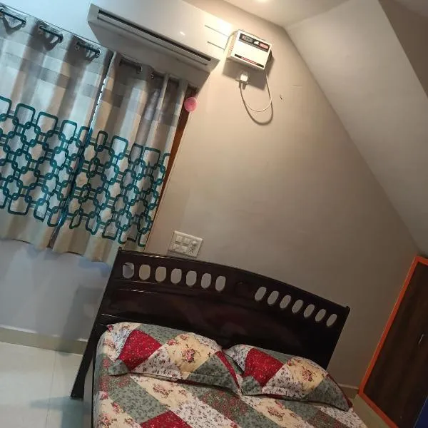 ADVIK HOMESTAYS, hotel v destinaci Tirupati