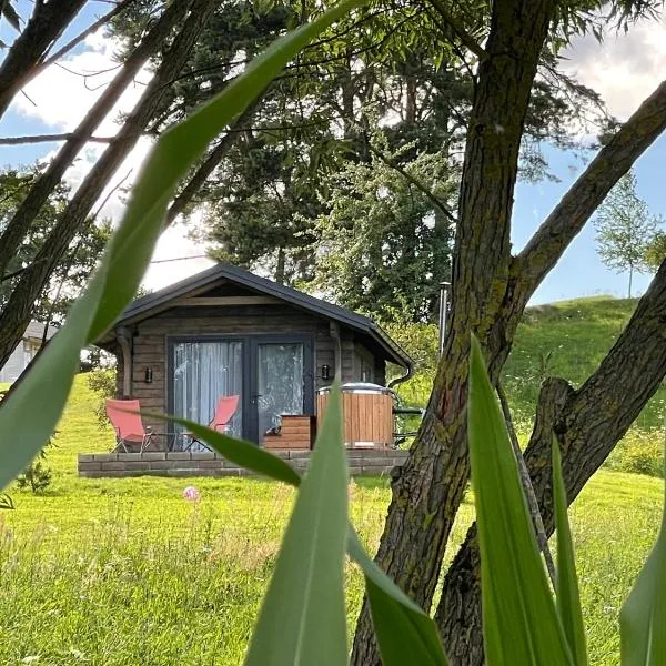 Szarejkowy GLAMP, hotel en Zawady Oleckie