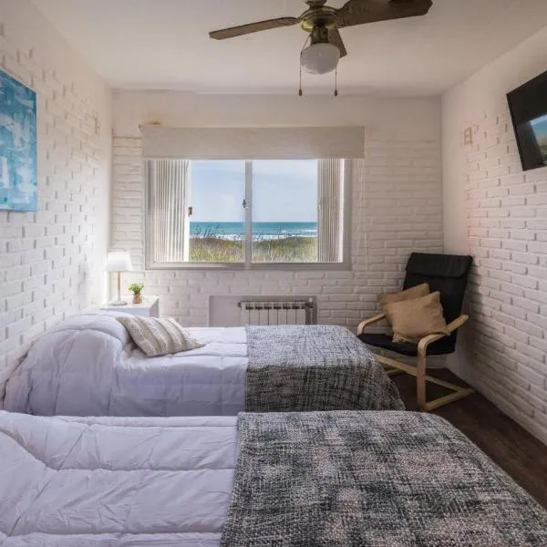 Portobello Suites Hotel, hotel in La Paloma