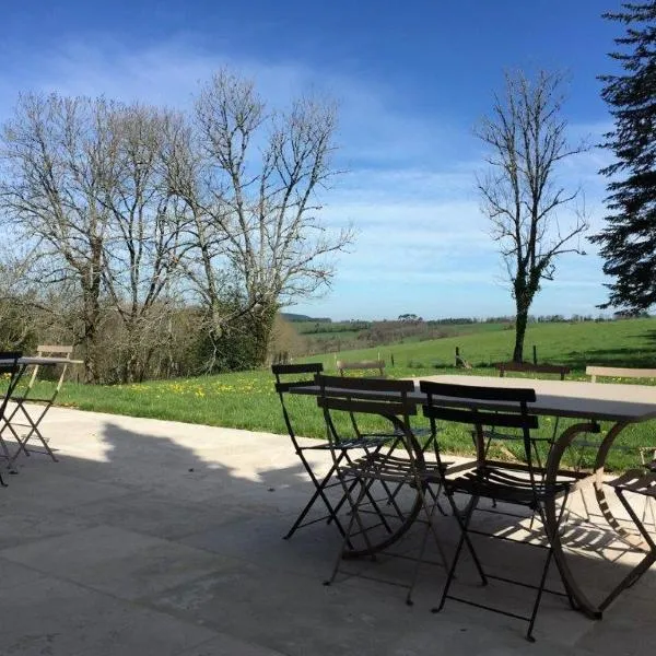 La Ferme bio de la Salvanié, hotel in Saint-Pierre-de-Trivisy