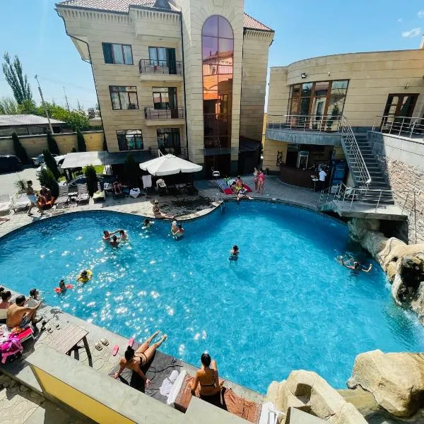 Grand Hills, hotel in Dzoraghpʼyur