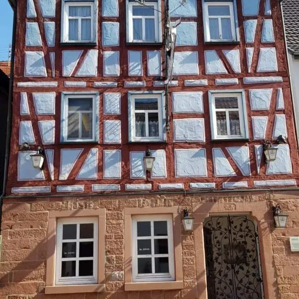 Brunnenputzer Pension Restaurant, hotel v destinaci Külsheim
