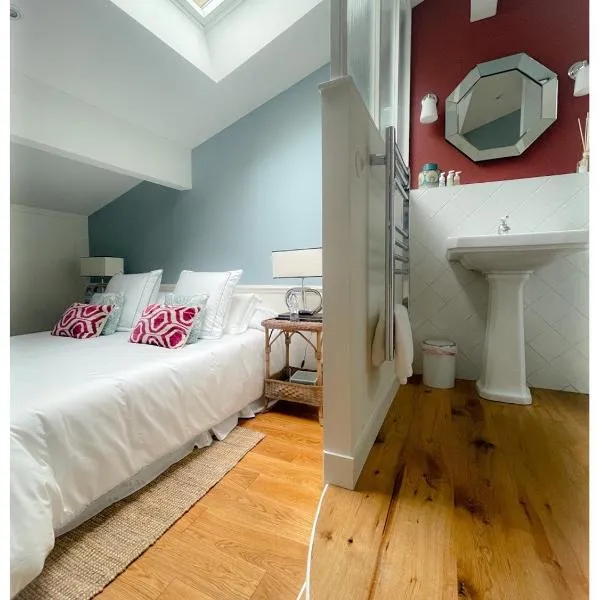 LES CHAMBRES DE MARIE, hotel v destinaci Bordeaux