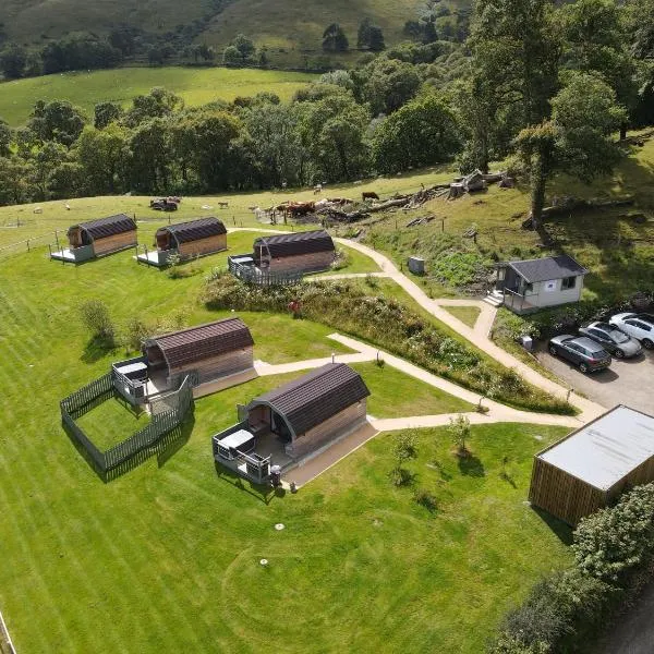 Bonnie Barns - Adults Only Luxury Lodges with hot tubs, hotel v destinaci Luss