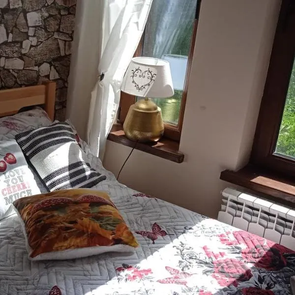 Ски студио Снежанка в Грийн лайф Пампорово, hotel in Pamporovo