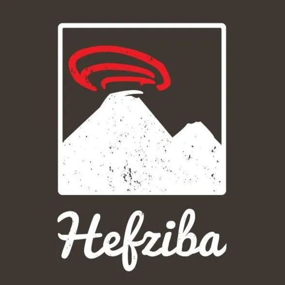 Hospedaje Hefziba, hotel in La Flor