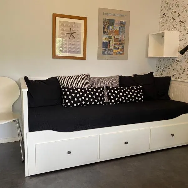 Liten ”stuga”, hotell i Falkenberg
