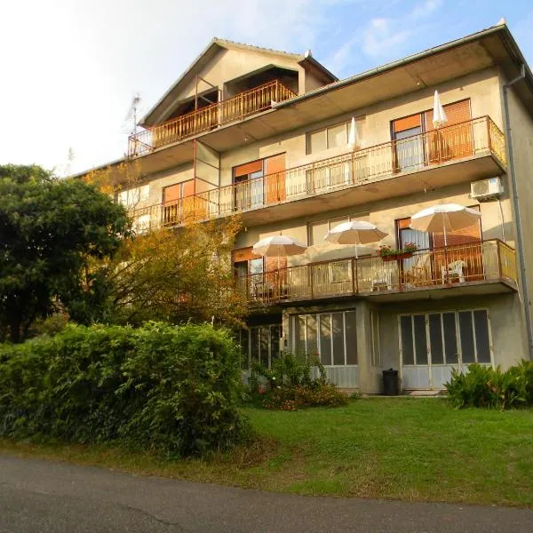 Guesthouse Lanca, hotel v destinaci Tivat