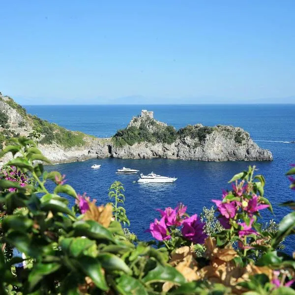Casa Costiera on the sea Amalfi Coast, hotel in Conca dei Marini
