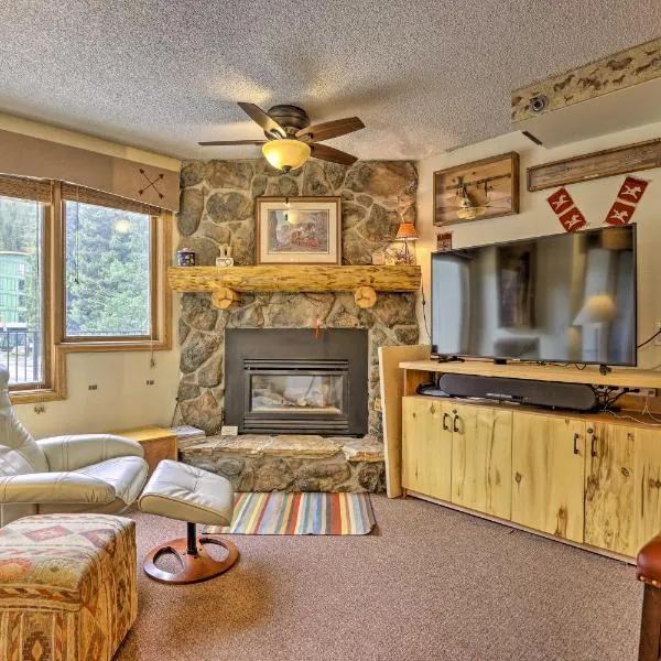 Ski-InandSki-Out Studio at Winter Park Base!، فندق في وينتر بارك