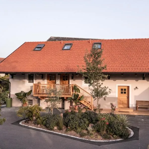Ferienwohnungen in der alten Schnapsbrennerei Kolleritsch in Mureck, hotel em Mureck
