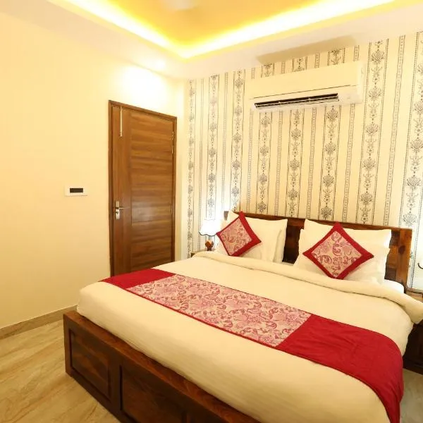 Hotel Lavit Couple Friendly near Faridabad Metro station, hotel v destinaci Faridabad