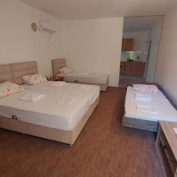 Guesthouse Mixe, hotel a Budua