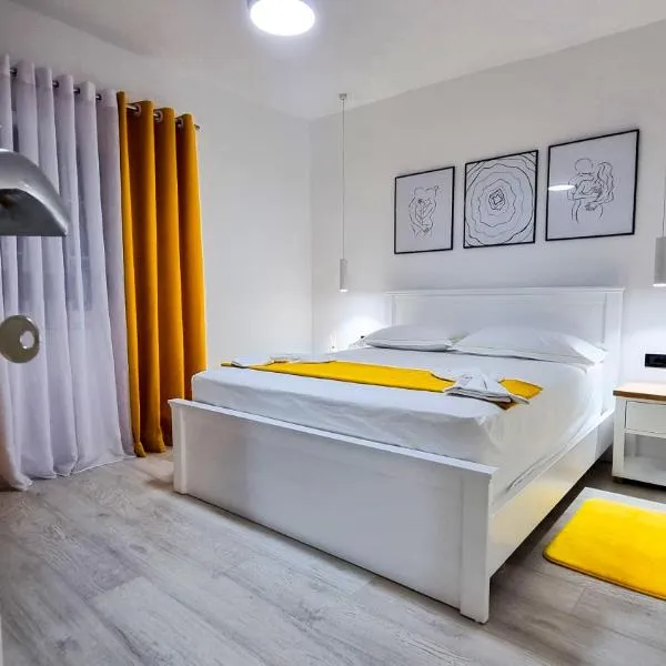 'The Yellow' Condo, hotel a Berat