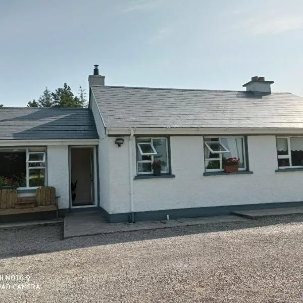 Eddie's Cottage, hótel í Donegal