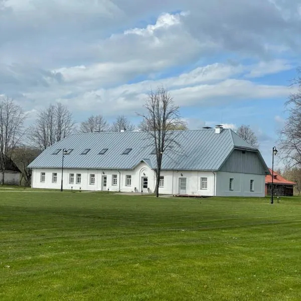A. Smetonos Dvaro Smetonienės svetainė, hotel in Lėnas