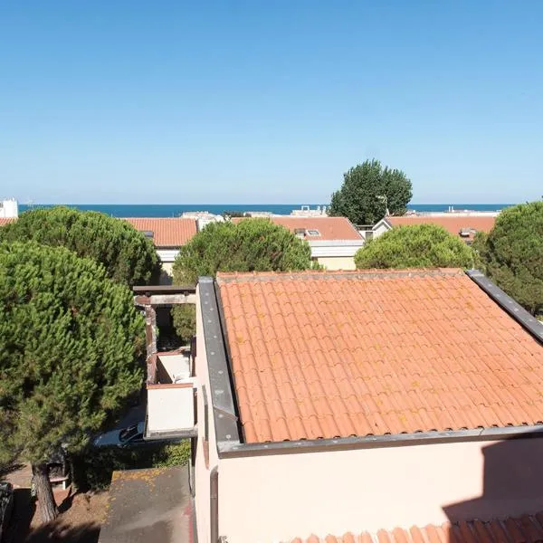 M328 - Marcelli, bilocale con vista mare, hotel din Marcelli