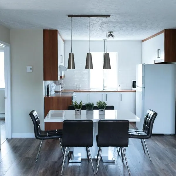 Le Contemporain, hotel in Rouyn