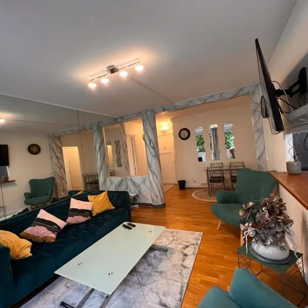 Appartement Paris Grenelle - HALA PARIS