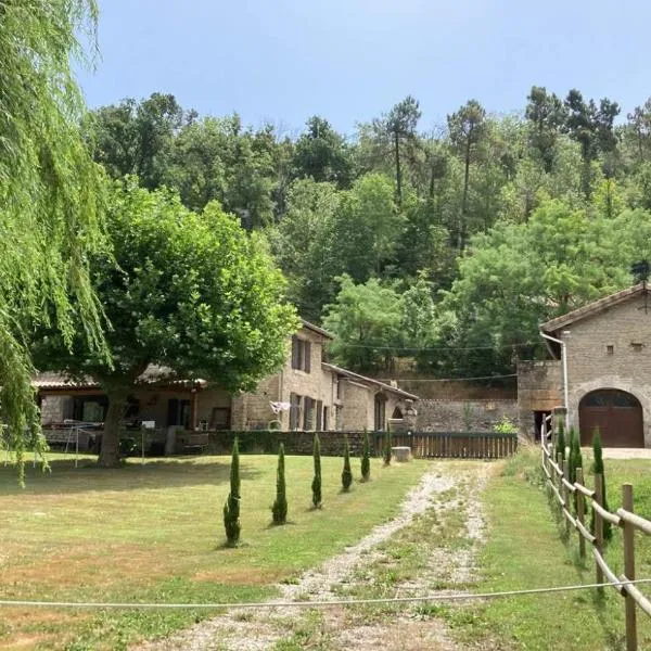 Gite Equestre Drôme des Collines, hotel di Margès