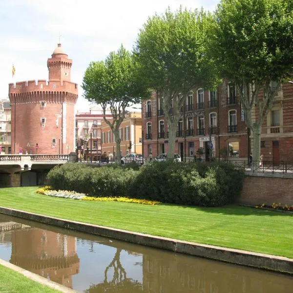 Hotel De France, hotel en Perpiñán