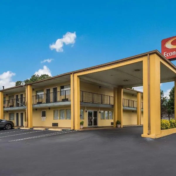 Econo Lodge, מלון בMolena