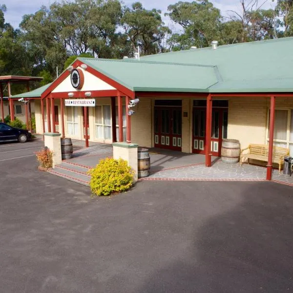 Sanctuary House Resort Motel, hotel en Healesville West