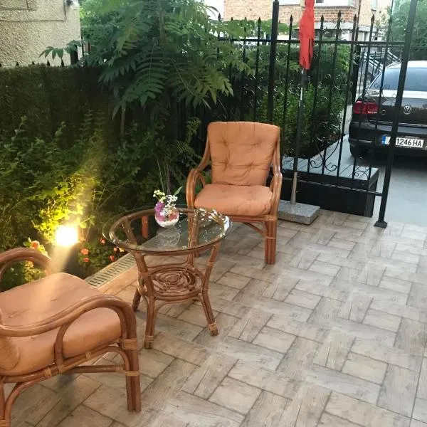 Sunrise City A1, Sarafovo, hotel di Burgas