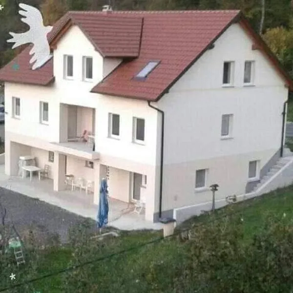 Sobe pri Roži, hotel v destinaci Postojna