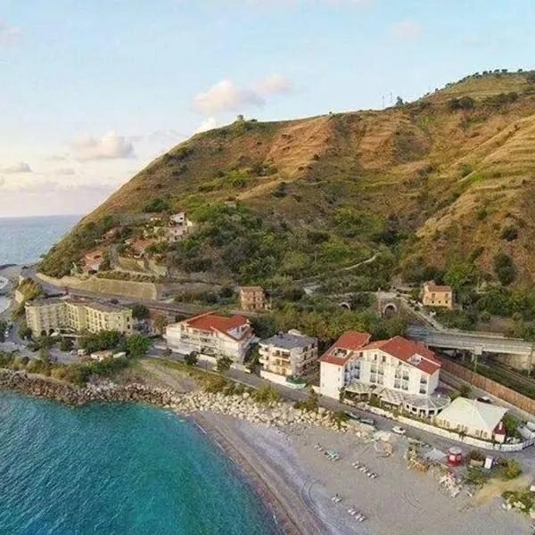 Hotel Ristorante Mareblu – hotel w mieście Amantea