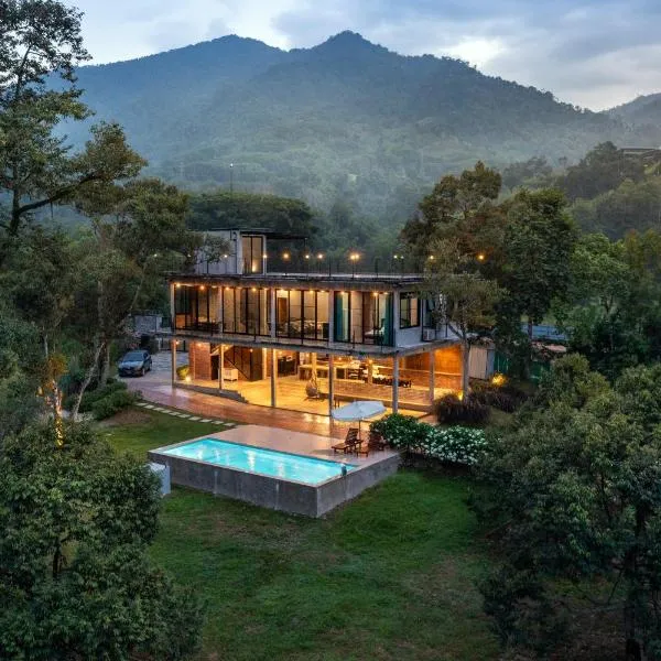 Brickhouse Bukit Tinggi by Santai Villas, hotel v destinaci Bentong