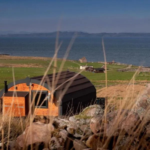 Culkein Pods - Sgarbh and Sulaire, hotel in Lochinver