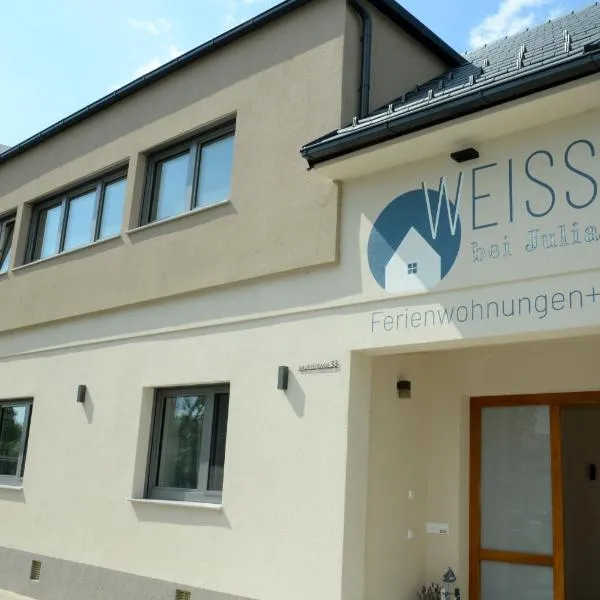 Haus Weiss bei Julia, hotel v destinácii Sankt Andrä bei Frauenkirchen