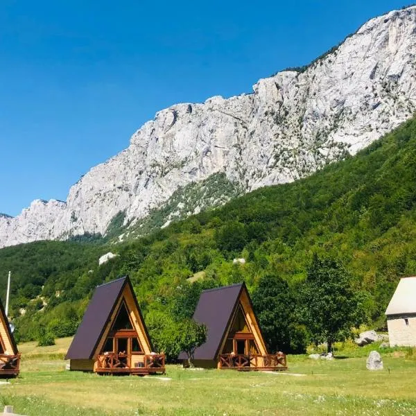 Etno apartmani Komarnica, hotel a Pošćenje